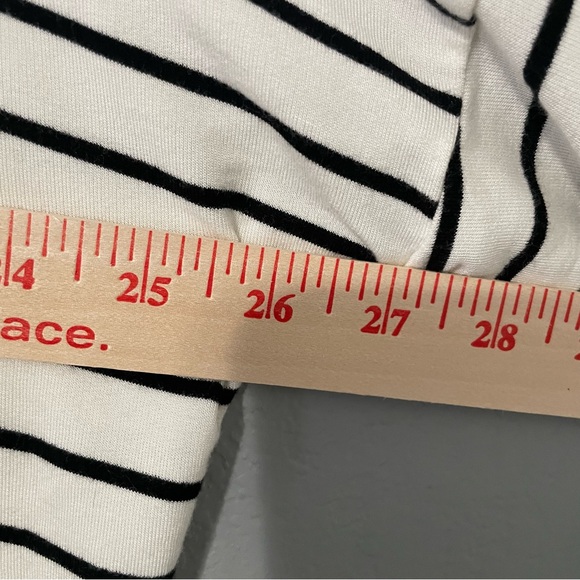 CAbi 5746 Relax Game Day Striped Long Sleeve Top Sweatshirt Black White Large - Picture 14 of 15